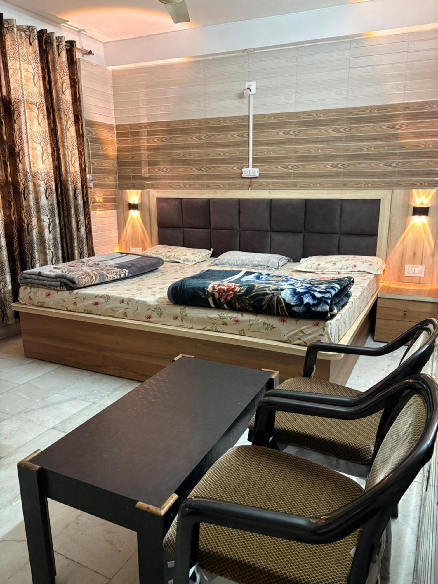 Dream Land Hotel Jammu Exterior foto